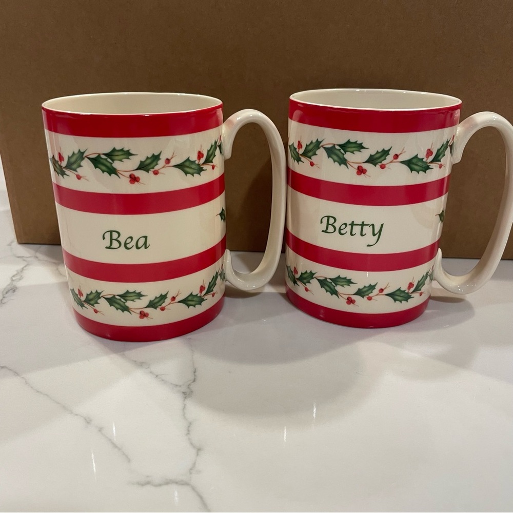 Lenox Set of two Holiday Mugs